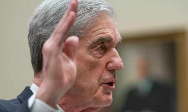 Tények és árnyak harca