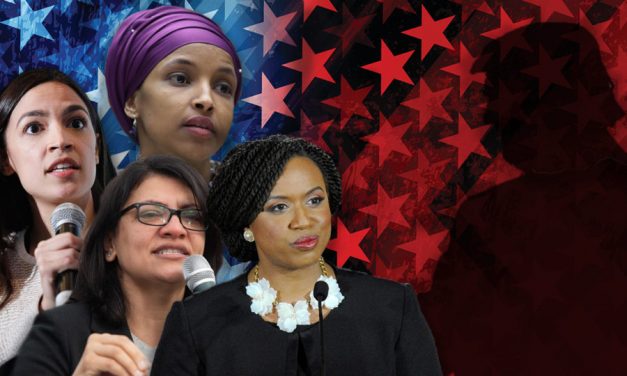 Színesbőrű képviselőnők és a sötét gyűlöletpolitikus