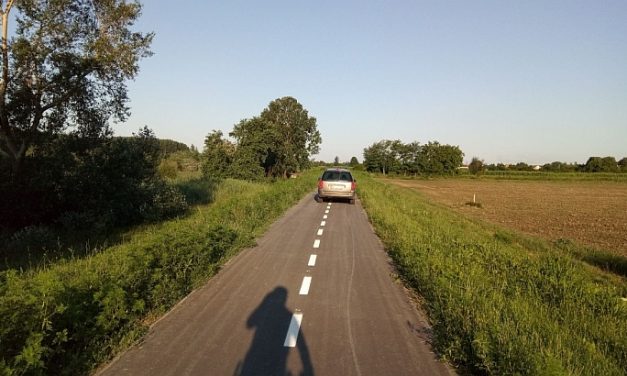 Autósok (is) használják az új kerékpárutat