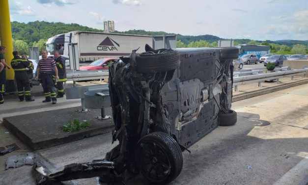 Kábítószer-koktélt fogyasztott a BMW sofőrje, mielőtt belerohant a magyar család autójába