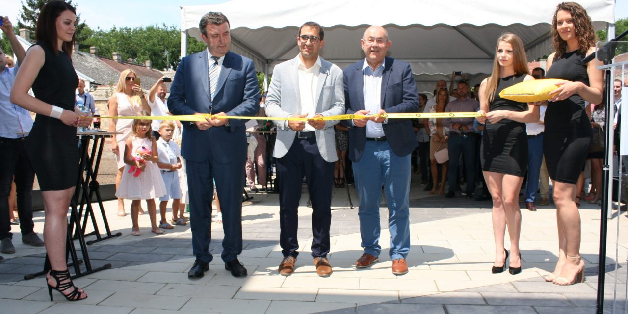 Prosperitati: Három új projektet indított útjára Palkovics László és Pásztor István (Fotók)