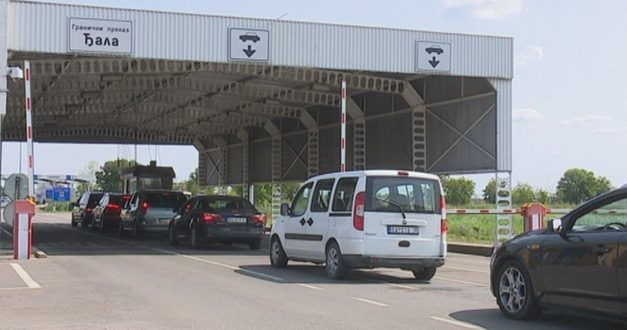 Egyelőre nincs torlódás a határátkelőkön