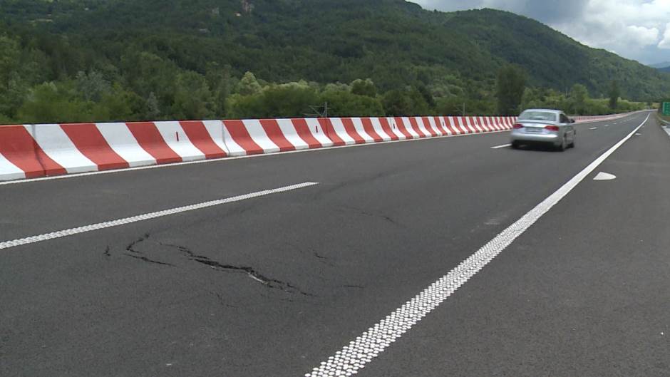 Ana Brnabić elégedetlen a 10-es közlekedési folyosó építésével