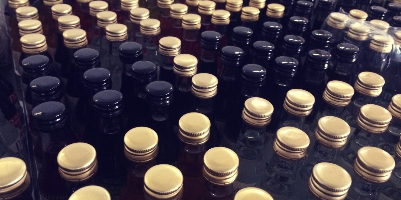 Feketén árulták a pálinkát – 8,7 millió dinárral károsították meg az államkasszát