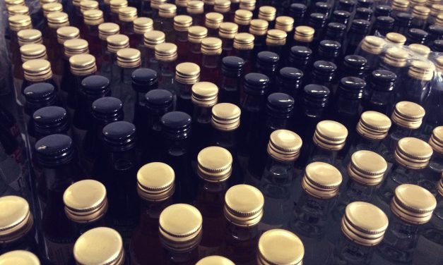 Feketén árulták a pálinkát – 8,7 millió dinárral károsították meg az államkasszát