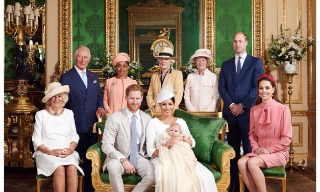 <span class="entry-title-primary">Megkeresztelték Harry herceg és Meghan hercegné kisfiát</span> <span class="entry-subtitle">Reggel, szűk körben tartották a keresztelőt</span>