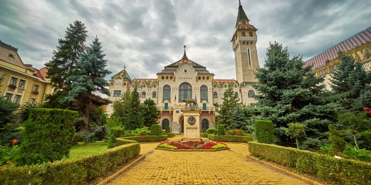 Felmérés: a székelyföldi magyarok alulreprezentáltak az állami intézményekben, és kevesebbet keresnek, mint a románok