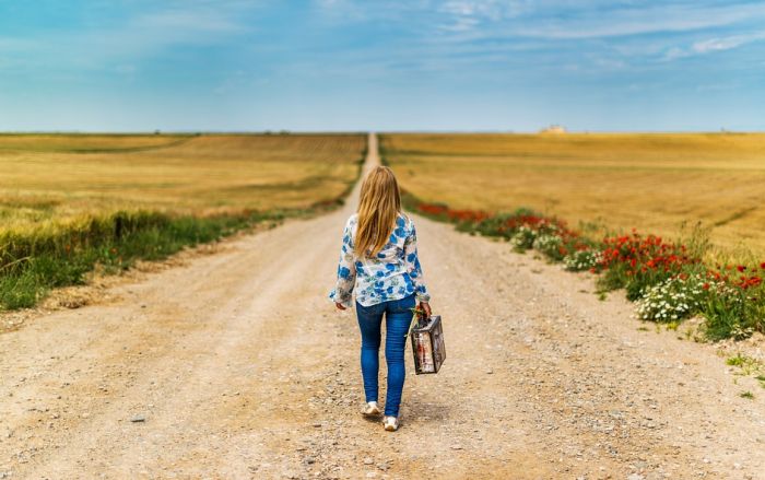 A vidéki lakosság fele inkább elhagyná az országot, mintsem hogy Belgrádba költözzön