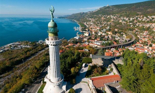 Vučić emberei Triesztben vásárolnak villákat