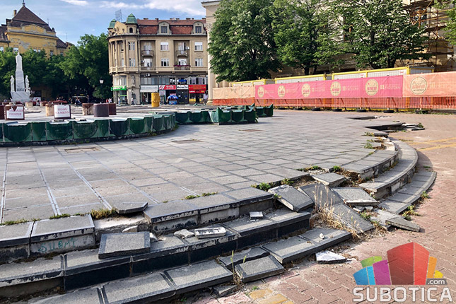 Szabadka: Késik a zöld szökőkút felújítása