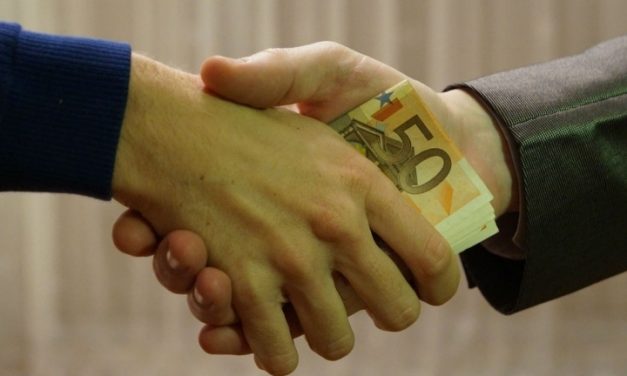 Zenta: Ezerhatszáz eurót kínált, hogy megöljék a férjét