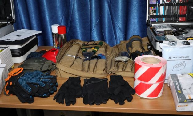 <span class="entry-title-primary">Meghalt két ENSZ-katona</span> <span class="entry-subtitle">Épp tűzszünetre próbálják késztetni a szemben álló fegyvereseket</span>