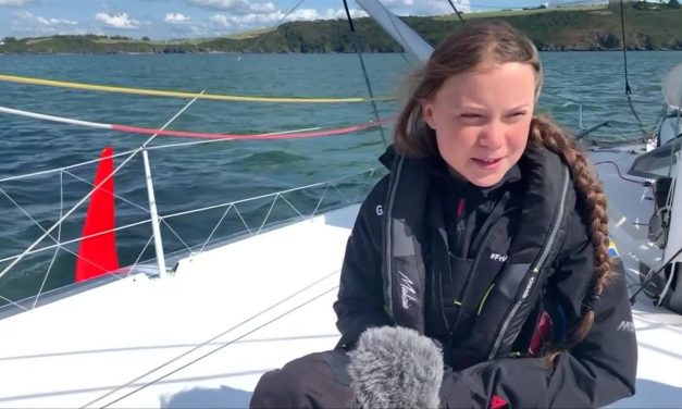 <span class="entry-title-primary">Páneurópai Piknik és új hősök</span> <span class="entry-subtitle">A világsajtó a magyar határnyitásról, Boris Johnson „pókerezéséről” és az új éghajlatvédelmi hősről (Nemzetközi lapszemle</span>