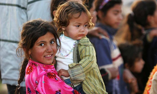 Az amerikai kormányzat engedélyezni fogja a migráns gyerekek korlátlan ideig tartó fogva tartását