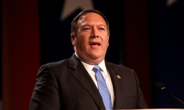 Aleksandar Vučić kedden New Yorkban tárgyal Mike Pompeóval