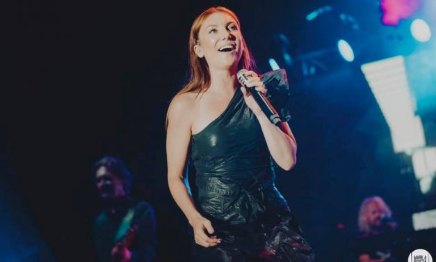 <span class="entry-title-primary">Rúzsa Magdi: Földünk tüdeje lángol!</span> <span class="entry-subtitle">Környezetvédelmi felhívást tett közzé az ismert és népszerű énekesnő</span>