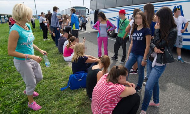 Az év végéig kaptak haladékot a gyermekszállítással foglalkozó vállalatok