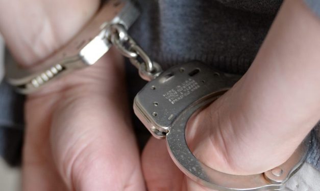 Németországi munkát ígértek, előleget kértek, aztán meg éltek, mint Marci Hevesen