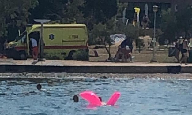 Fél óra alatt ketten haltak meg a zárai strandon