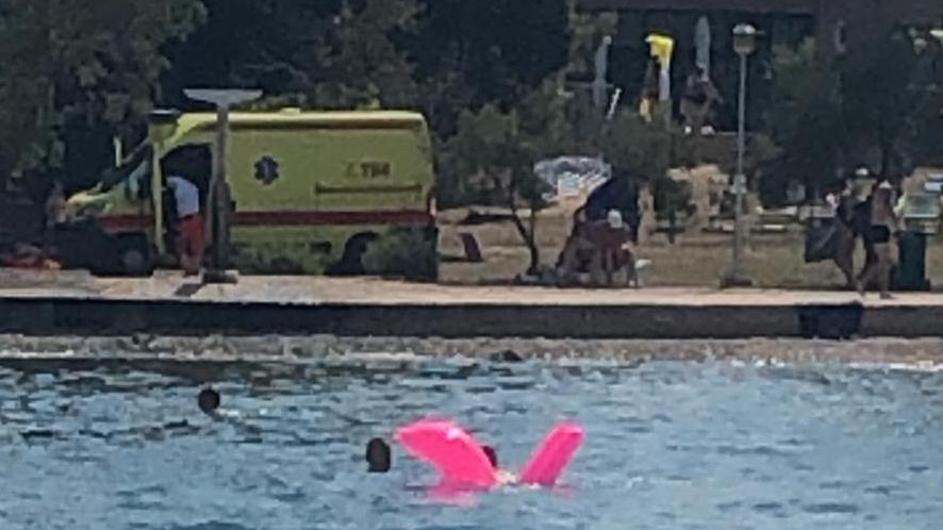 Fél óra alatt ketten haltak meg a zárai strandon