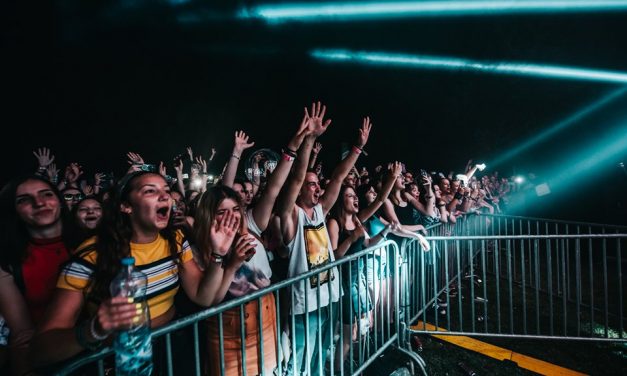 <span class="entry-title-primary">Hárman megálmodták, tizenhétezren élvezték</span> <span class="entry-subtitle">Véget ért a hetedik Green Future Fesztivál Adán</span>