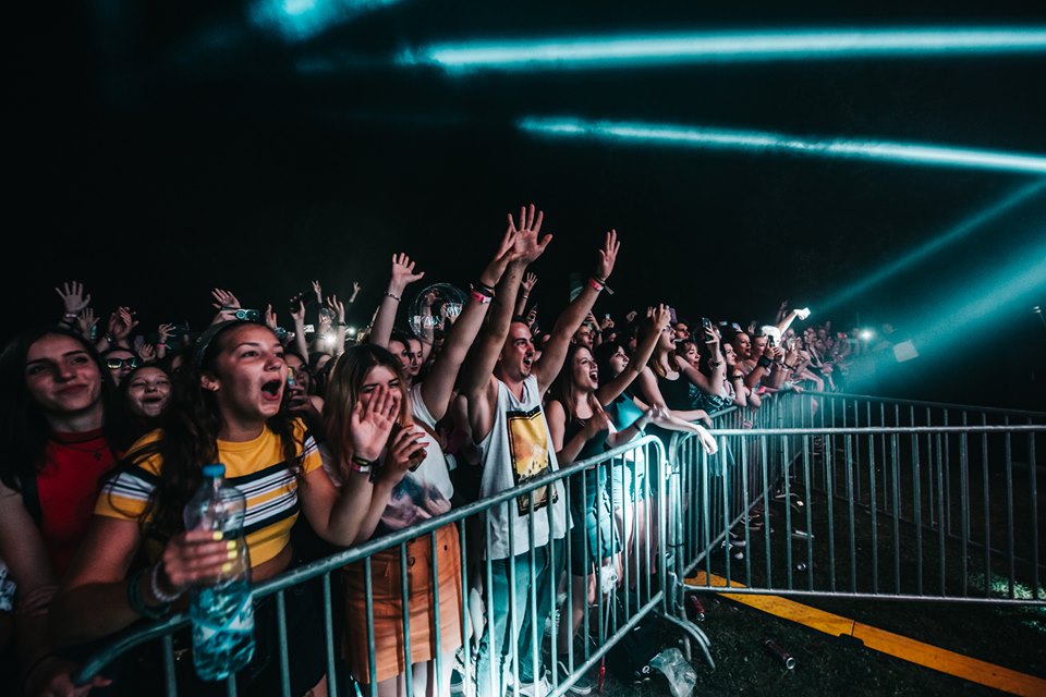 <span class="entry-title-primary">Hárman megálmodták, tizenhétezren élvezték</span> <span class="entry-subtitle">Véget ért a hetedik Green Future Fesztivál Adán</span>