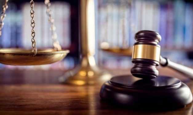 Útbaigazítást kért, nemi szervét mutatta cserébe a katona