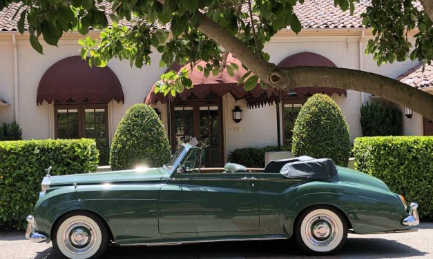 Több mint félmillió dollárért kelt el Elizabeth Taylor Rolls Royce autója