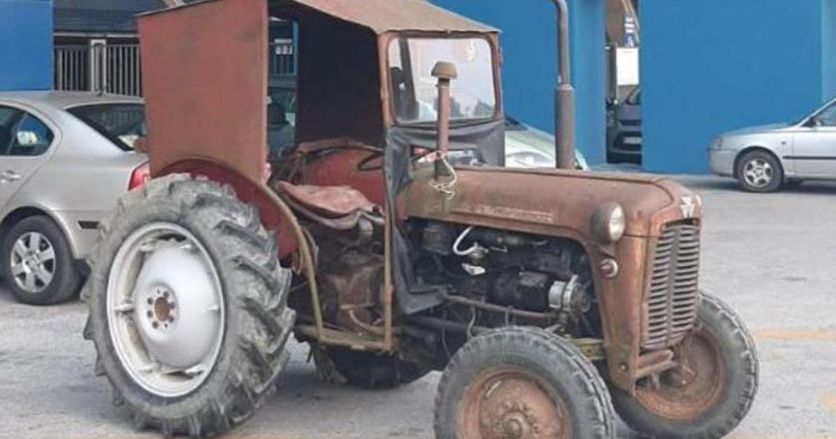 A zágrábi Dinamo szurkolói üzentek a tankot kiállító zvezdásoknak