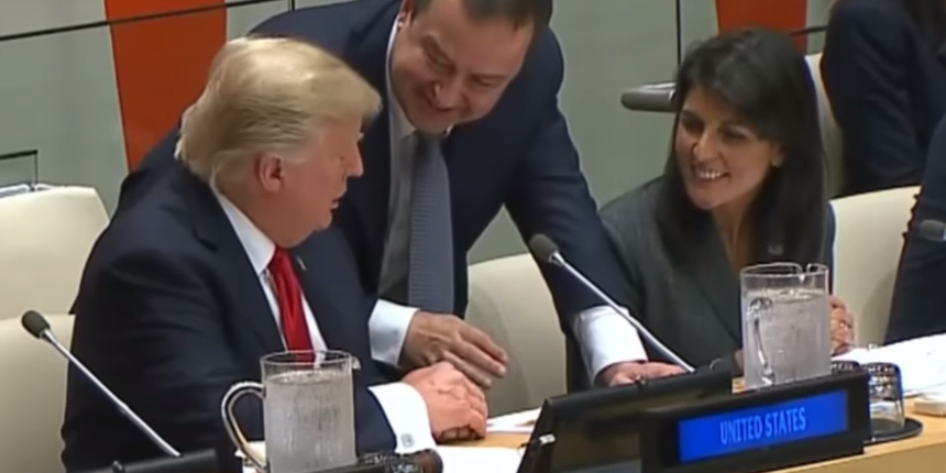 A szerb kormány Trumpot támogatja a jövő évi elnökválasztáson