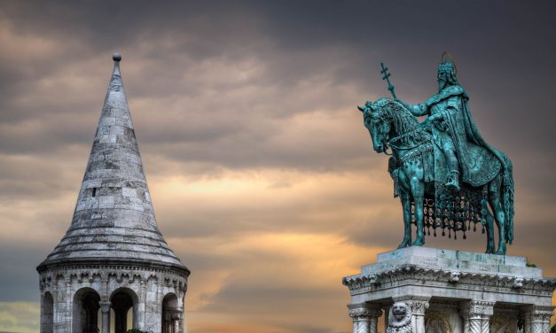 Ki a nagyobb magyar, ki képviseli jobban a magyarok ügyeit?