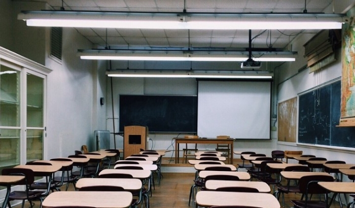 Hat vajdasági iskolaigazgatónak kellett pótvizsgáznia