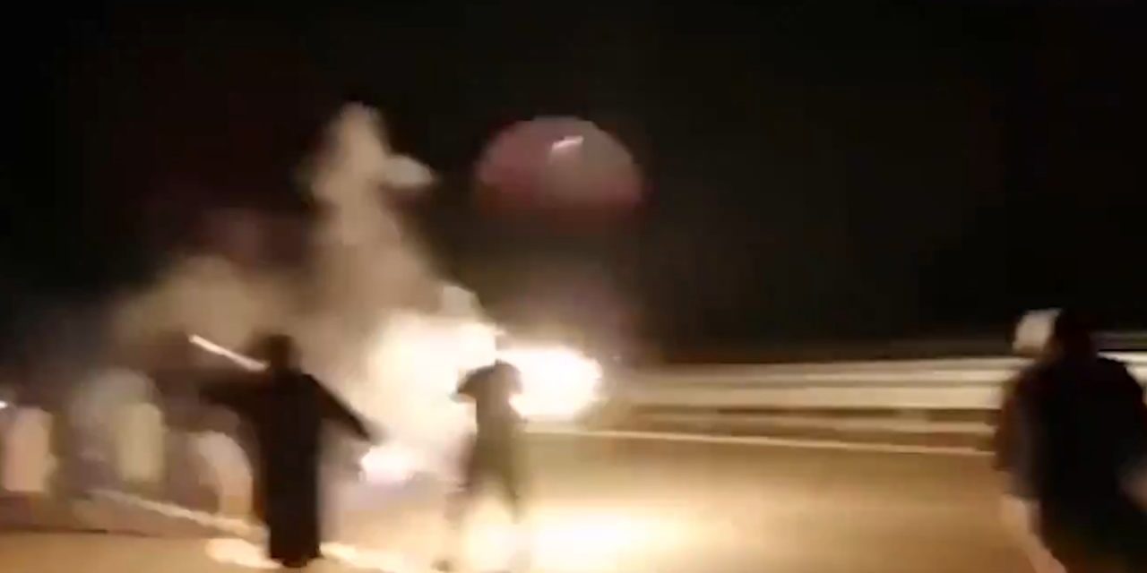 Ketten őrizetben az autópályán randalírozó vandálok közül, néhány személyt még köröznek