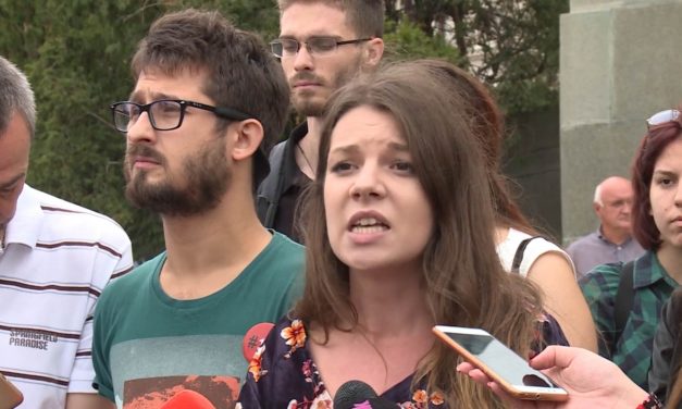 Az 1 az 5 millióból tüntetések szervezői a választások bojkottjára szólítanak fel mindenkit