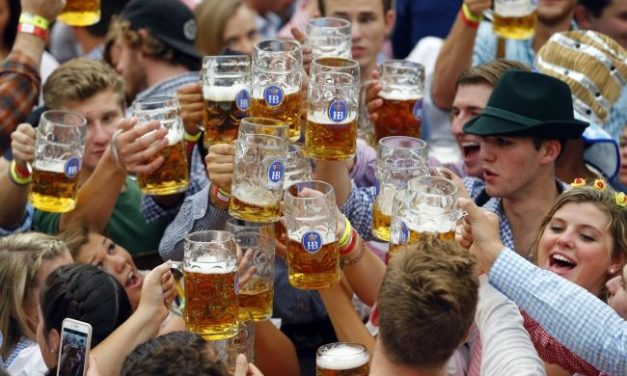 Nem lehet Dubajban Oktoberfestet tartani