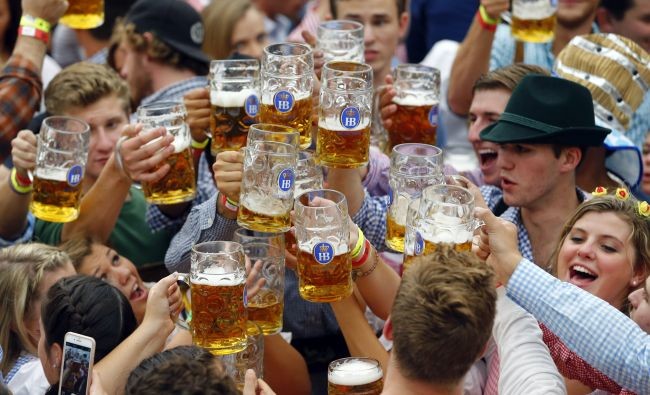 Nem lehet Dubajban Oktoberfestet tartani