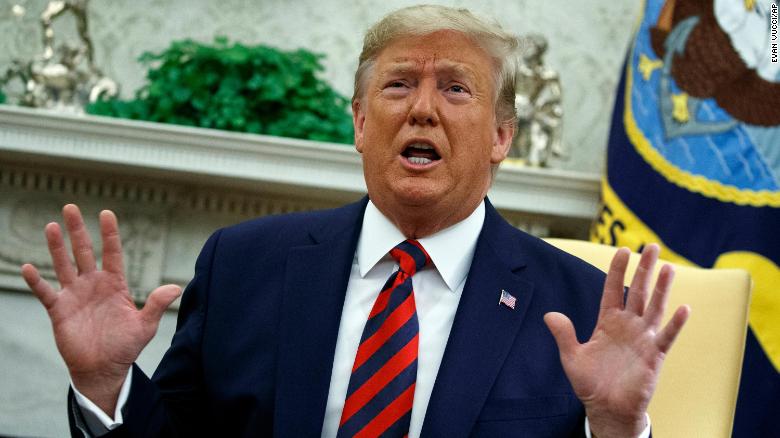 Trump puccsnak minősítette az őt fenyegető alkotmányos vádemelési eljárást