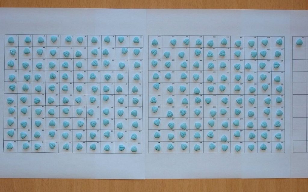 Tiltott szert akart Horgosnál az országba csempészni, de lebukott (Fotók)