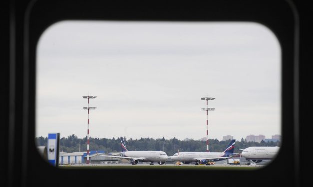 Összeütközött két utasszállító a moszkvai nemzetközi repülőtéren