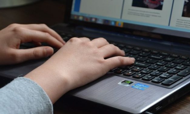 A tervek szerint az alsósok számára is bevezetik az informatikát