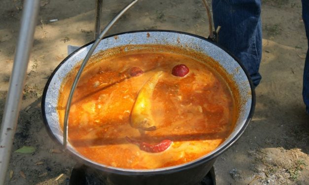 Szegeden három napig a halászlét ünnepelik