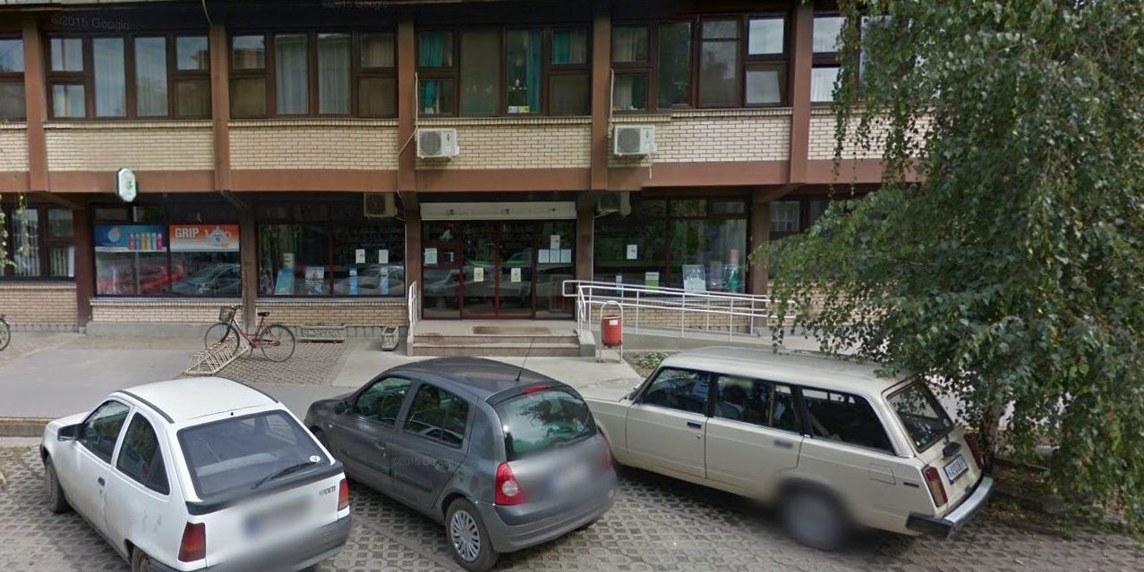 <span class="entry-title-primary">Hétfőn döntenek a Zentai Gyógyszertár megszüntetéséről</span> <span class="entry-subtitle">Az önkormányzat látványos gyorsasággal akarja véghezvinni a döntést</span>