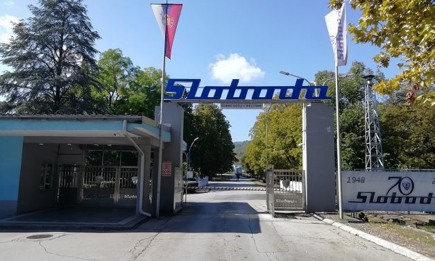 Robbanás a čačaki Sloboda hadiüzemben