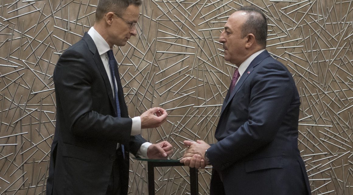 Szijjártó Péter: A szíriai offenzíva magyar nemzeti érdek