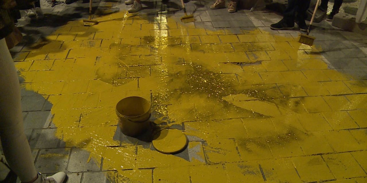 „Bearanyoztak” néhány kockát, bűnvádi feljelentést tettek ellenük