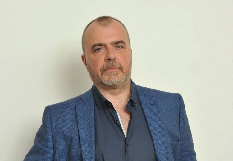 Nikola Kojo elhagyja Szerbiát: Nem akarom, hogy a gyerekeim ebben a fekete lyukban nőjenek fel