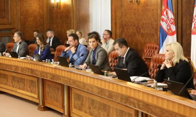 Komoly változások lesznek a kormányban, ha a haladók nyerik a választásokat