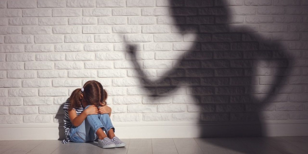 Brutálisan kínozta hároméves kislányát a pancsovai nő