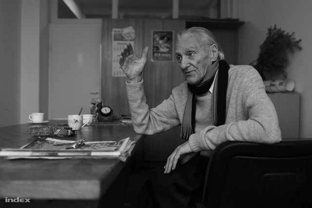 Elhunyt Kubát János