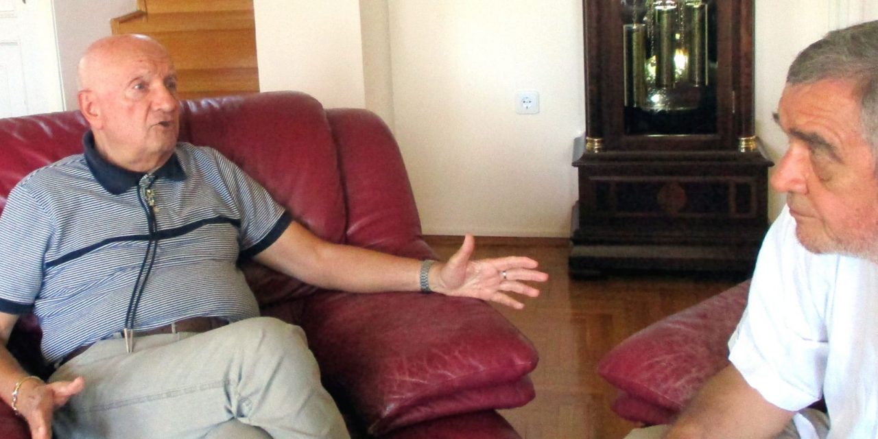 <span class="entry-title-primary">Leslie L. Lawrence: Akinek minden nyolc!</span> <span class="entry-subtitle">Nyolcvanéves, nyolcvan könyvet írt, nyolcmillió olvasója volt (I. rész)</span>